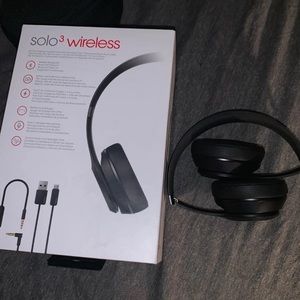 Beats Wireless Solo 3